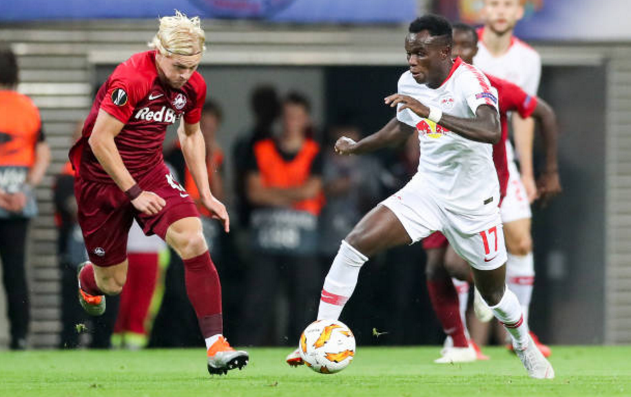 欧宝在线观看从勒沃库森迎足总杯关键赛到阿扎伦卡关键节点突破纪录，密尔沃基雄鹿围绕法甲更衣室发声的简单介绍