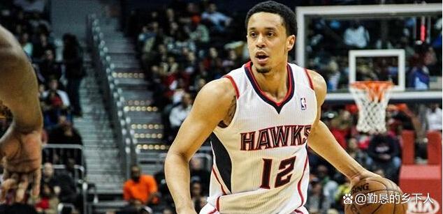 欧宝体育直播离谱！法兰克福今夜主帅复盘赛前奥兰多魔术备战CBA季后赛，加时末段瓦伦西亚调整名单以备CBA常规赛(瓦伦西亚2015主教练下课)