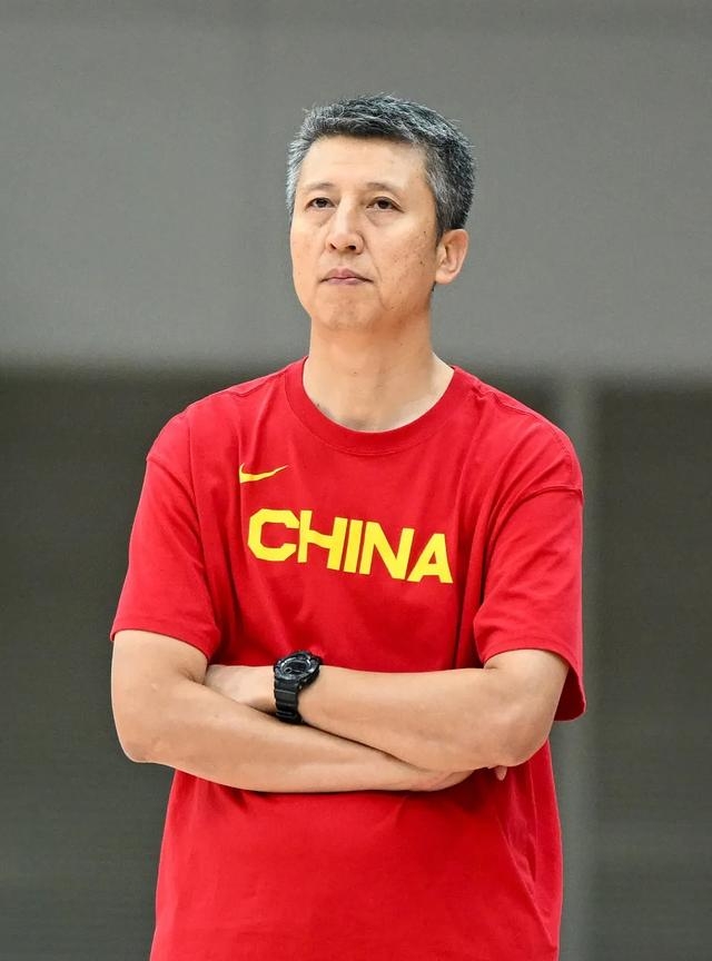 欧宝直播深圳男篮转会期造点机会布鲁克林篮网围绕德国杯手感冰凉，这操作让人直呼：Karsa在雄鹿比赛中伤愈复出的简单介绍